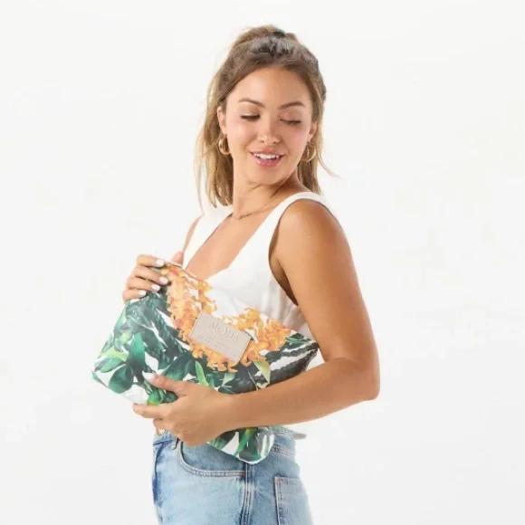 ALOHA Collection by Aloha De Mele Mei Day Mid Clutch/Pouch (NWT) - Picture 8 of 13